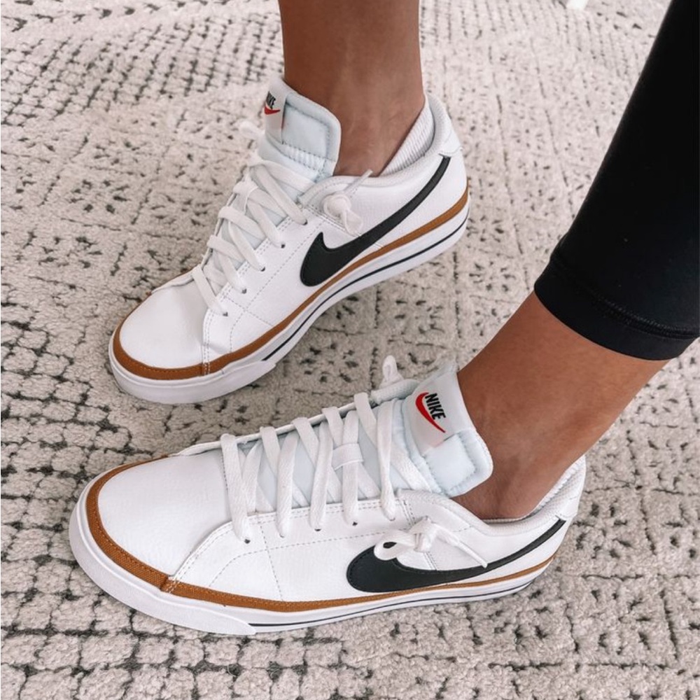 Women’s Nike Court Legacy Lift